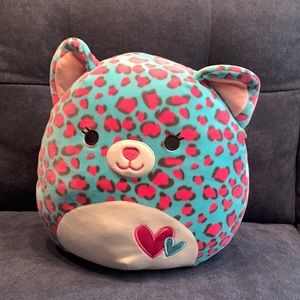 Squishmallow Chelsea the Cheeta Ultrasoft plushy